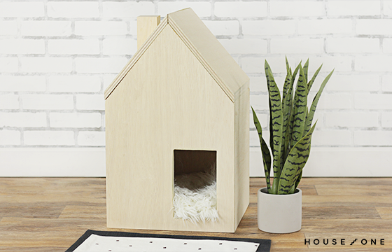 Pet House by House One - Tout branded
